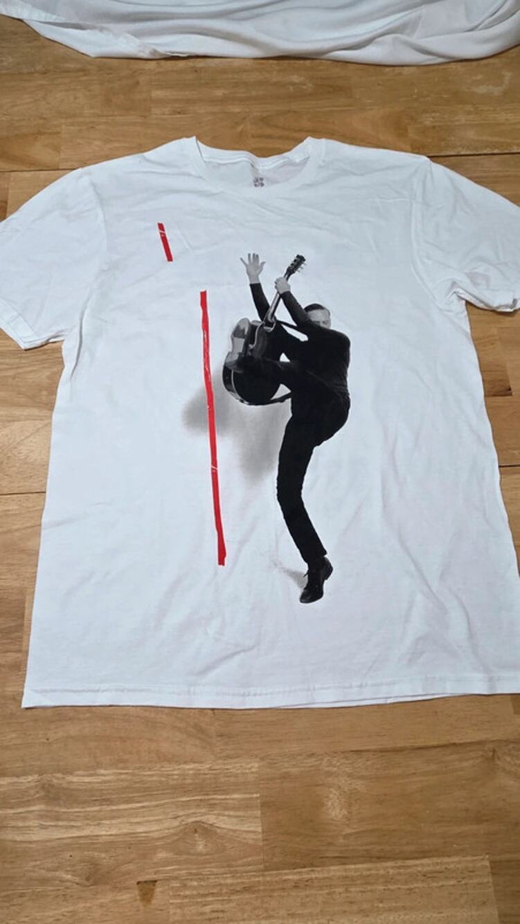 Bryan Adams Tour T Shirt Ceremony of Roses White Graphic Tee Medium NWOT